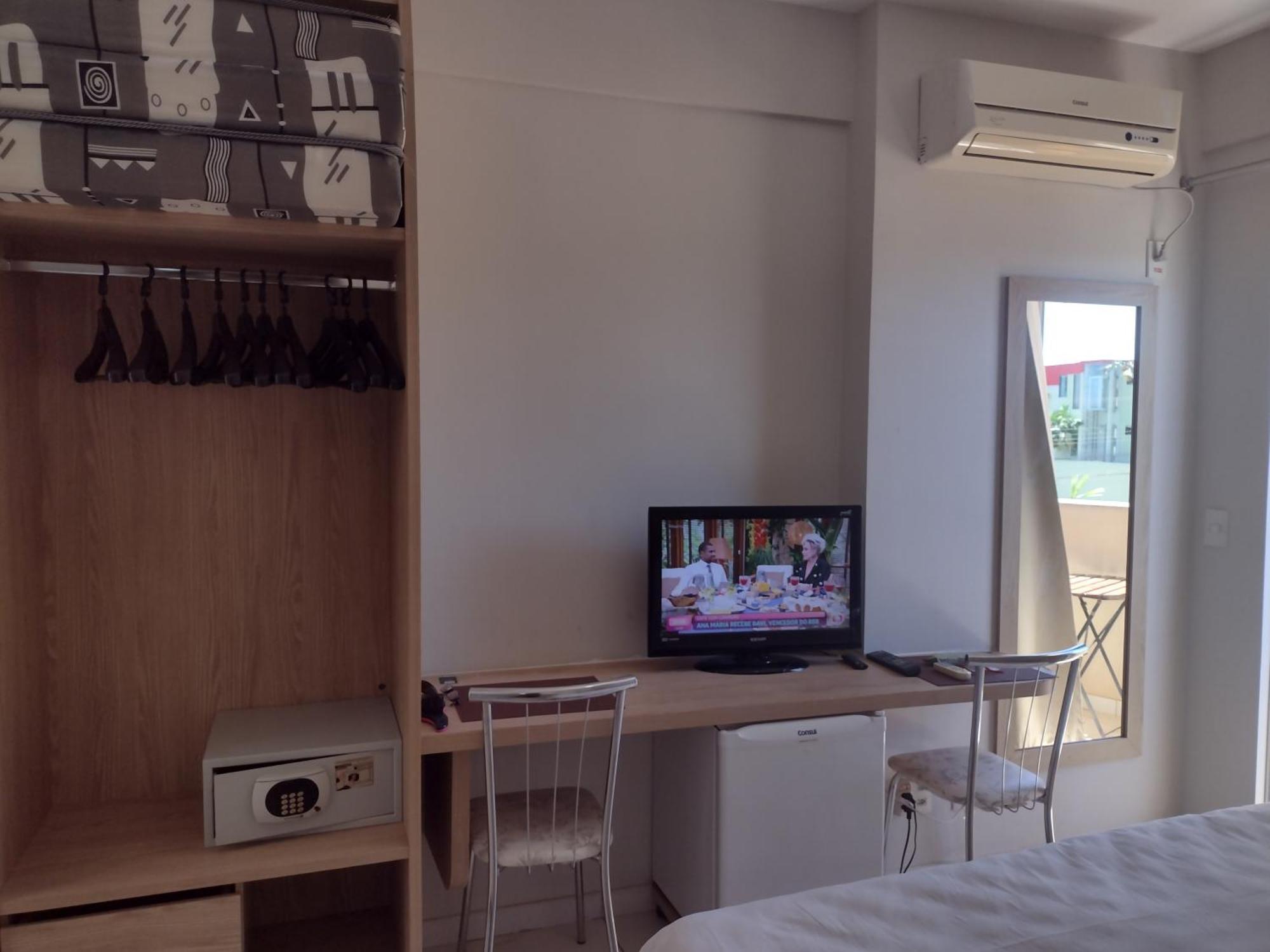 Golden Dolphin Express Aparthotel Caldas Novas Kültér fotó